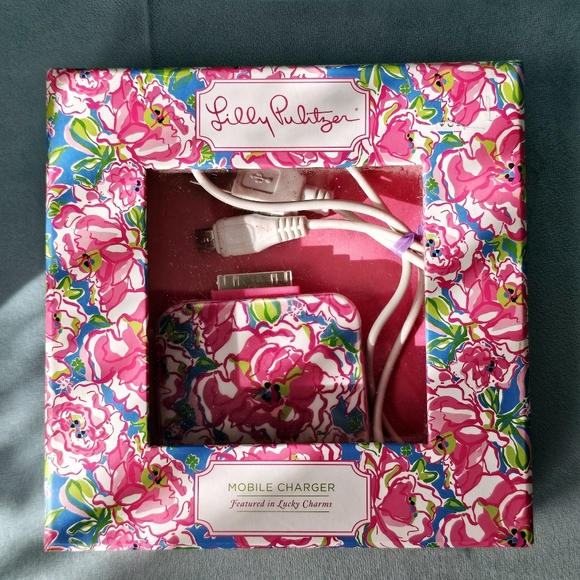 Lilly Pulitzer Other - Lilly Pulitzer Charger - Lucky Charms
